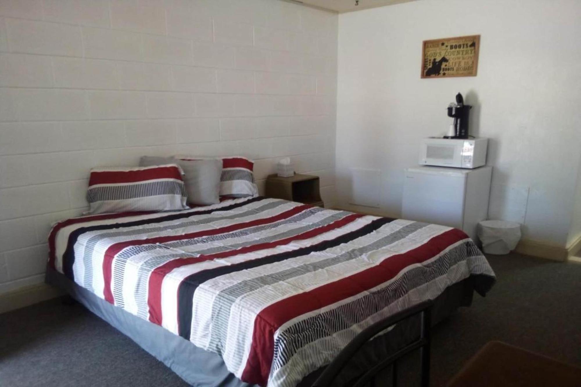 Love Hotels Murdo By Oyo On Interstate 90 Esterno foto